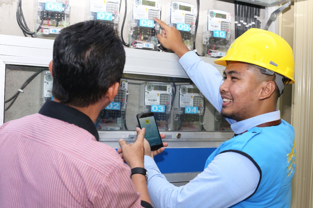 Petugas pencatat meter PLN pada Juni dipastikan datangi rumah pelanggan