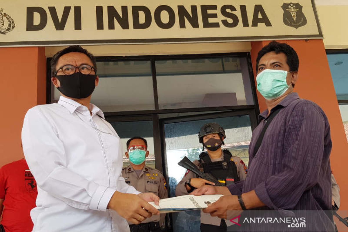 Penyerang anggota polisi yang ditembak dimakamkan