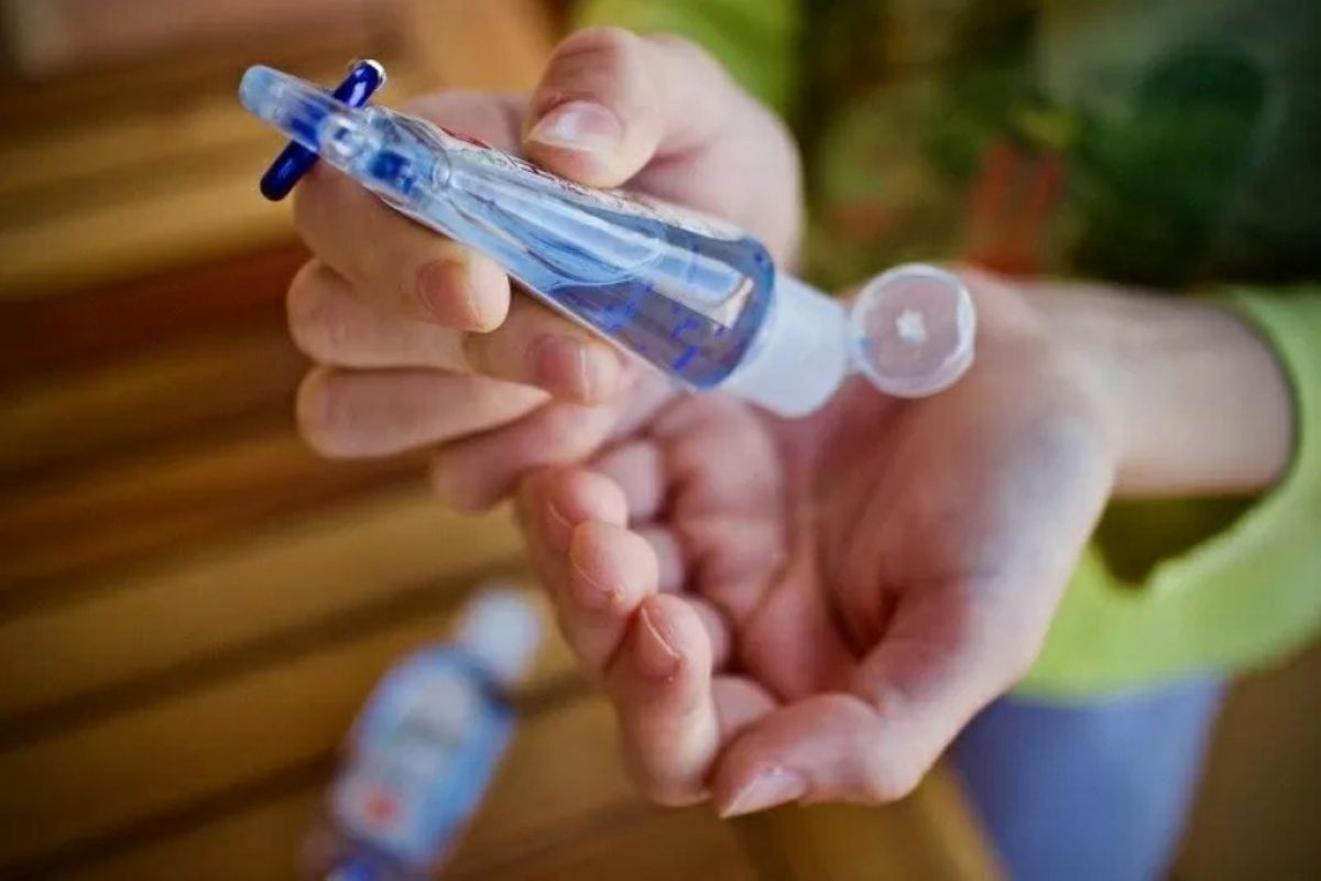 Ada "hand sanitizer" bisa sebabkan alergi parah, ini penjelasan dokter