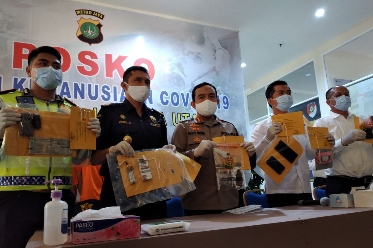 Direktur perusahaan ditangkap karena penyalahgunaan narkoba