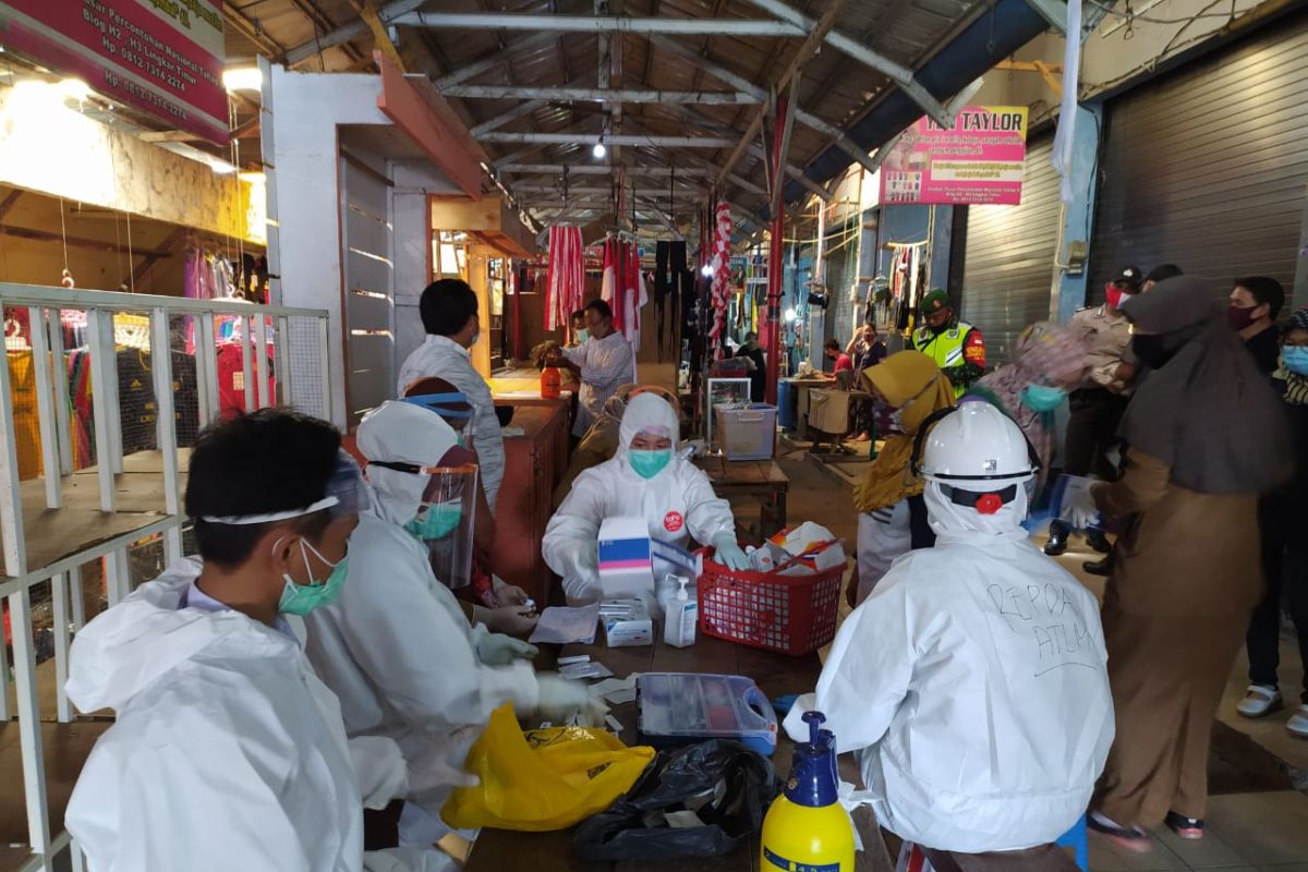 Pasar Panorama Bengkulu klaster baru penularan COVID-19