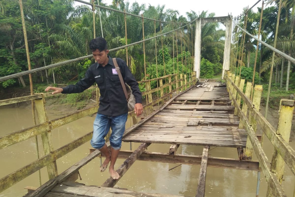 Rusak parah, jembatan penghubung antar desa di pedalaman Aceh Utara butuh perhatian