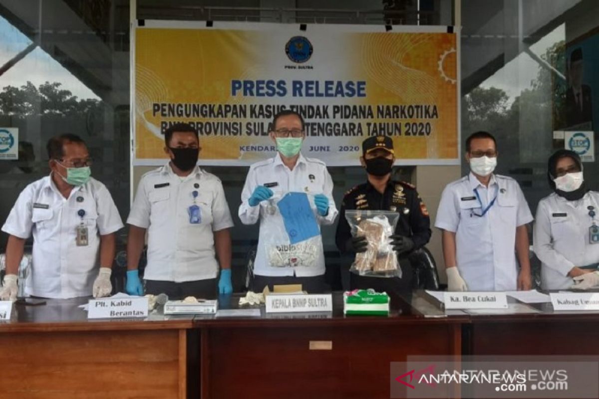 BNNP Sulawesi Tenggara ringkus seorang tersangka pengedar ganja 90 gram