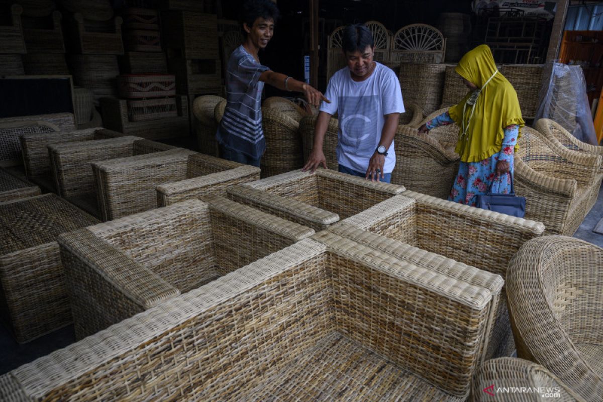 RI dinilai tertinggal dalam bisnis kayu dan mebel dunia