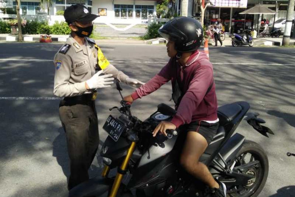 Puluhan orang terjaring operasi tertib masker di Magelang