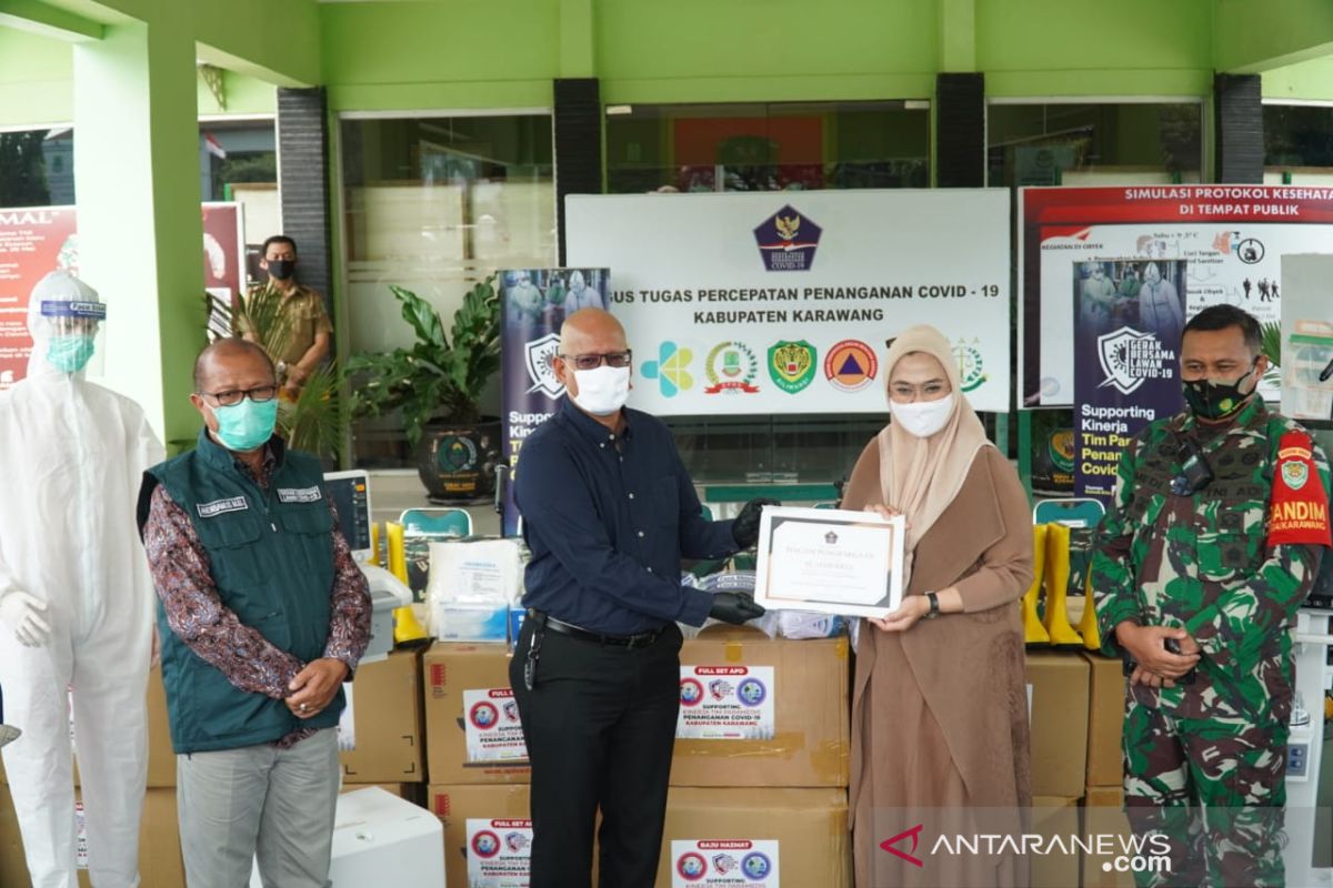 Sampoerna bantu ventilator dan APD ke Pemkab Karawang untuk penanganan COVID-19