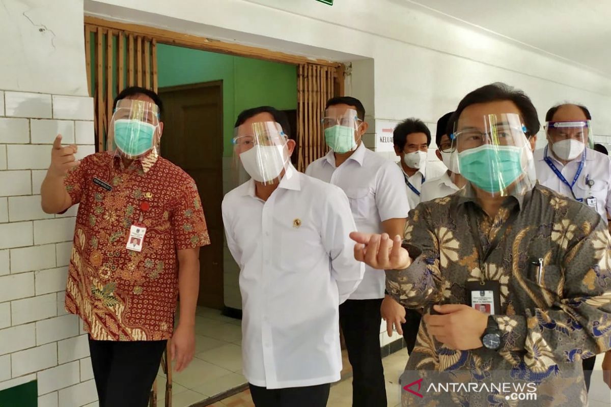 Menkes siap urai penyebab tingginya COVID-19 di Jatim