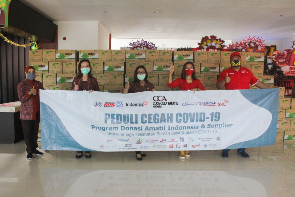 RS Rujukan COVID-19 di Indonesia terima bantuan 13.000 paket produk minuman CCAI