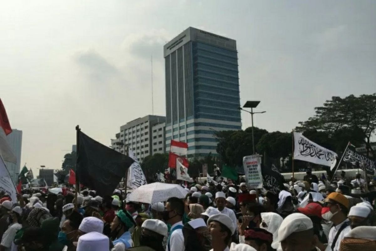 Demo RUU HIP padat, Jalan Gatot Subroto ditutup