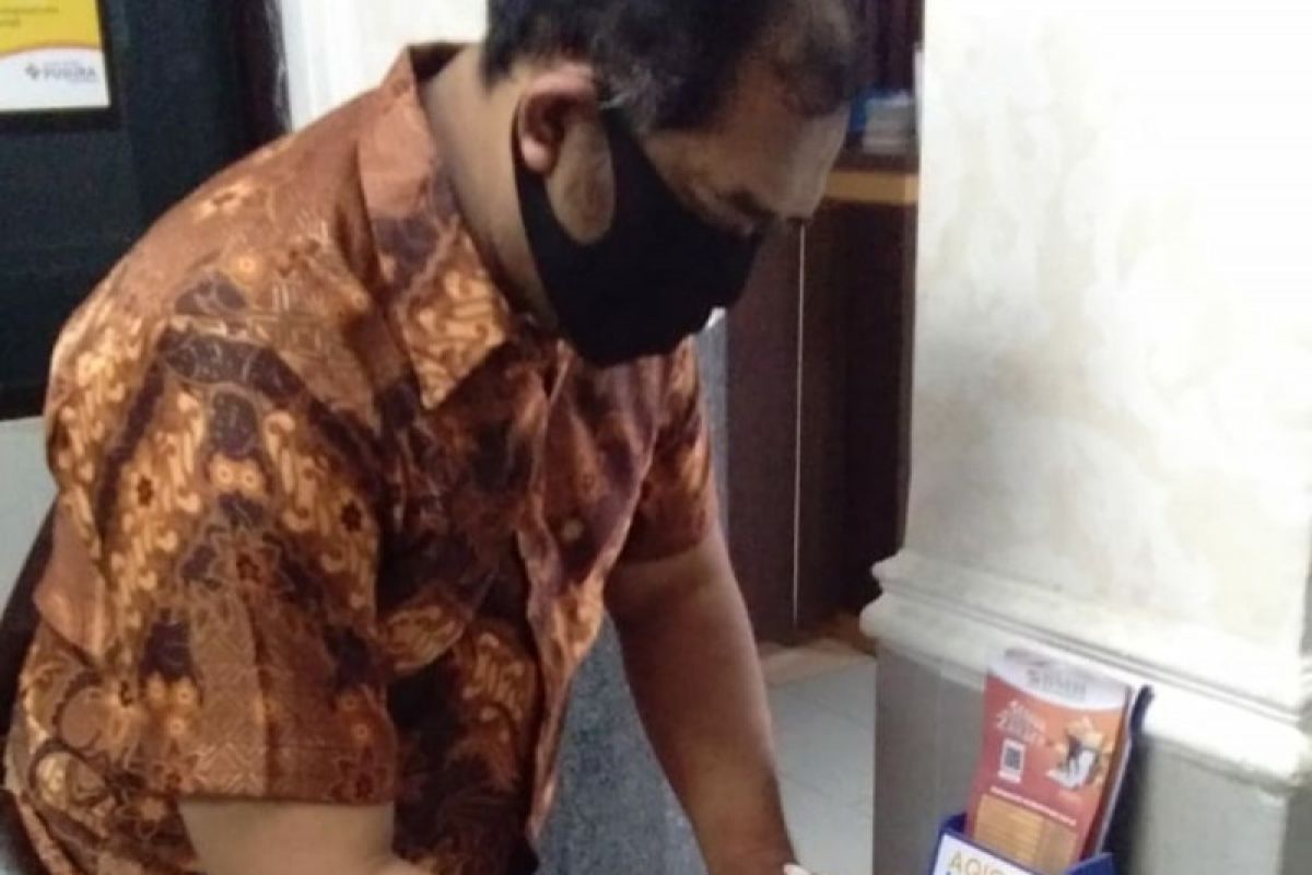 Ratusan anggota PPS dari 154 kelurahan di Surabaya jalani rapid test