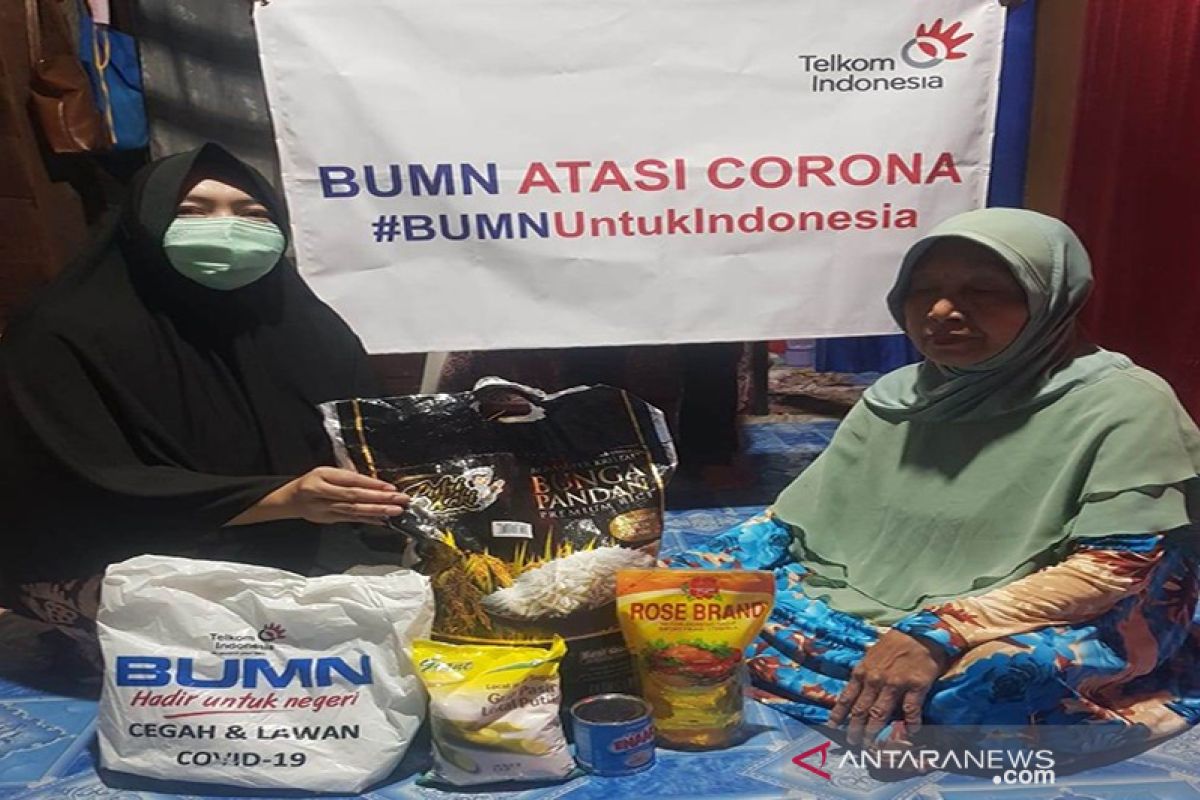 Mitra binaan terdampak COVID-19 dapat sembako dari Telkom Kalsel