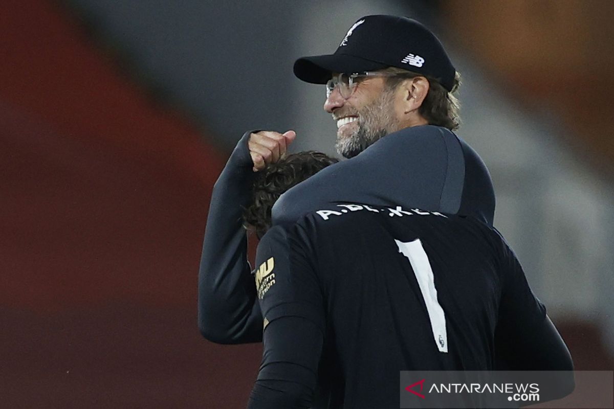 Juergen Klopp mengatakan dirinya pasang badan atas hasil buruk Liverpool