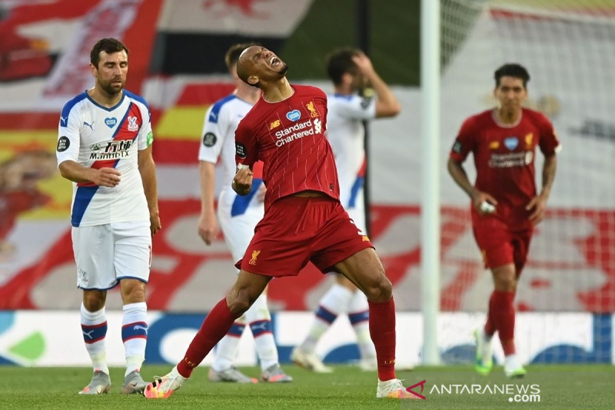 Liverpool di ambang juara setelah pukul Crystal Palace 4-0