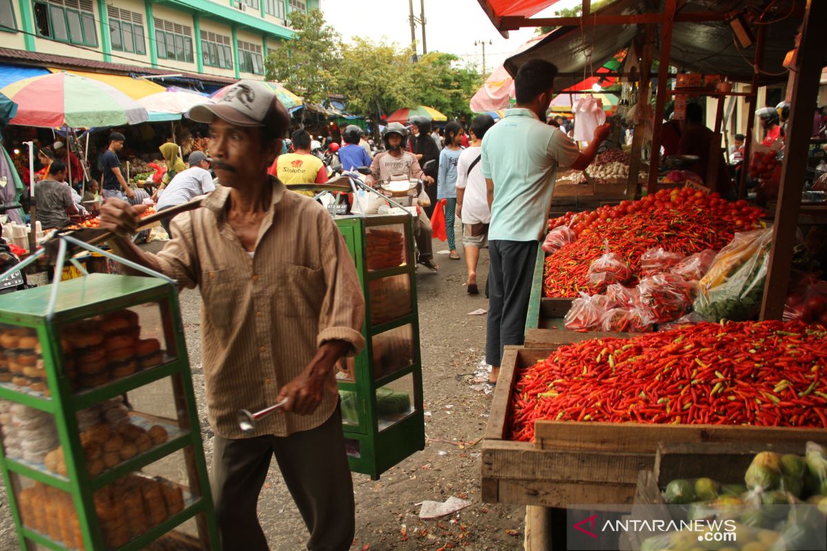 Pedagang pasar tradisional  positif COVID-19 meninggal dunia