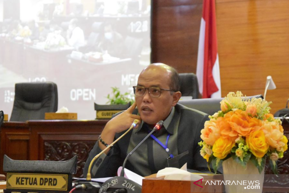 DPRD-Pemprov Sumbar tetapkan Perda Pertanggungjawaban APBD 2019