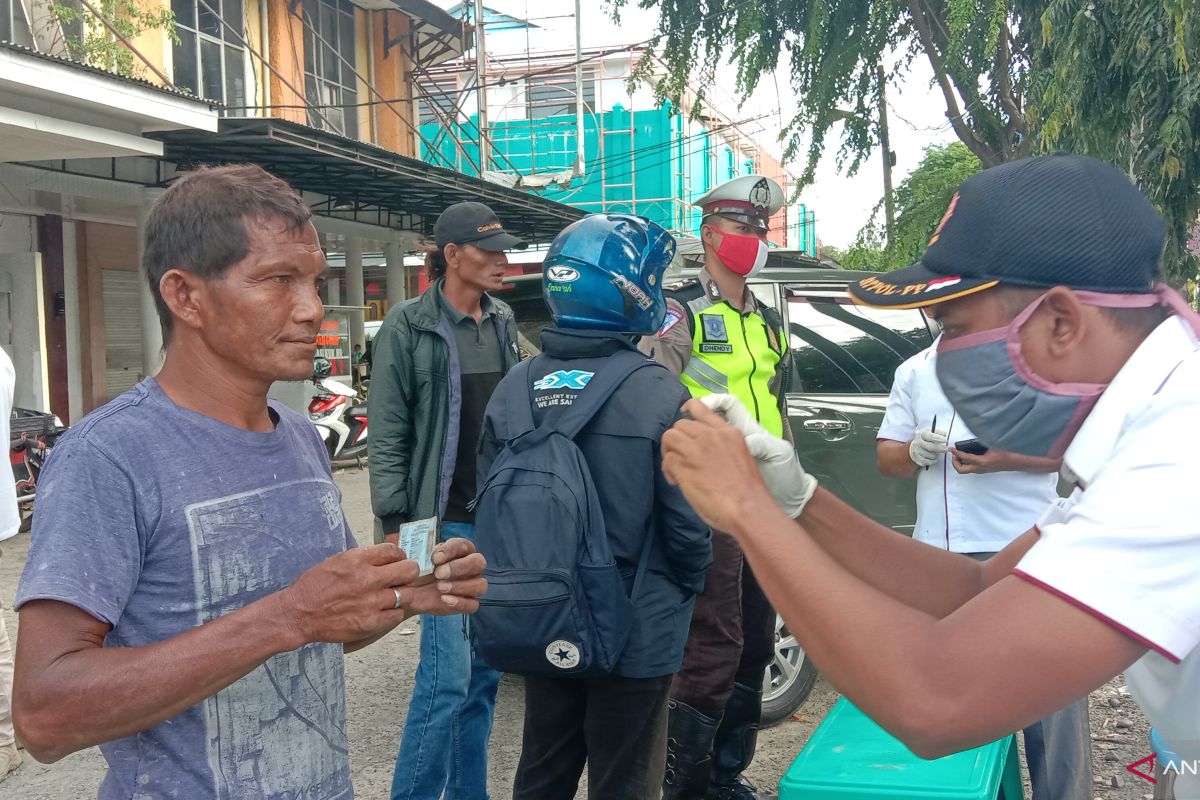 Tim gabungan di Banda Aceh razia masyarat abaikan protokol kesehatan
