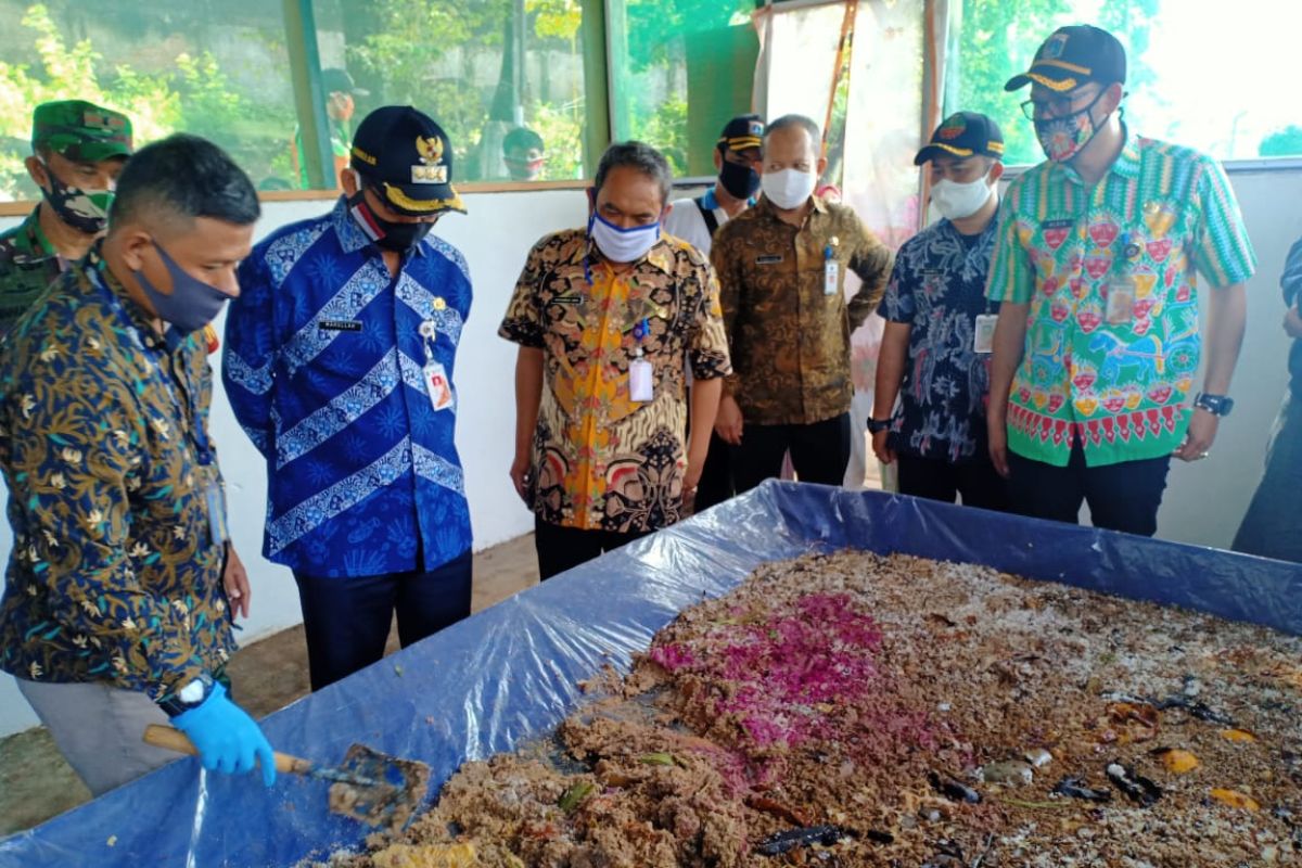 Pemkot Jaksel budidaya ulat Maggot atasi persoalan sampah