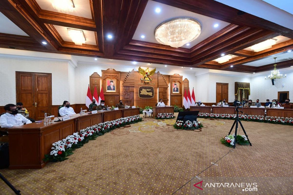 Pengendalian COVID-19 di Jatim, Presiden Jokowi beri waktu dua pekan