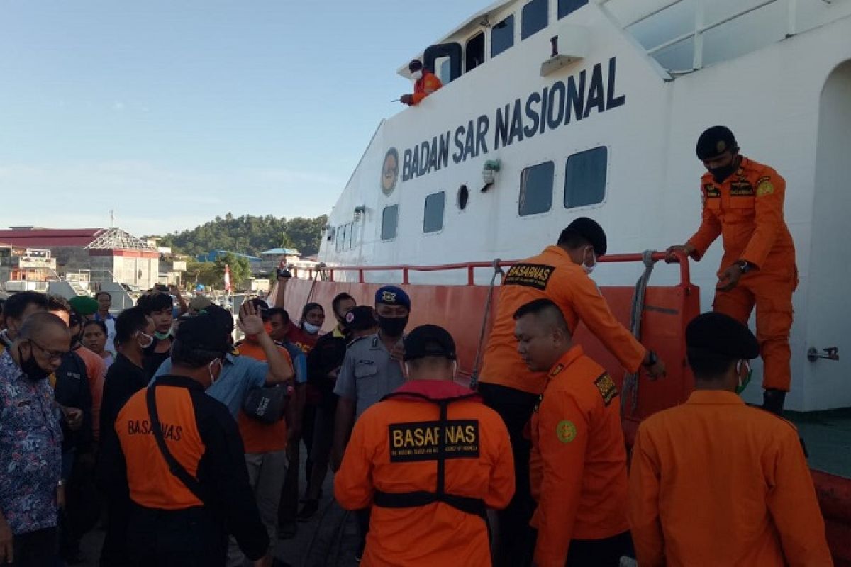 Cari kapal tenggelam di Nias Selatan, Basarnas kerahkan KN Nakula