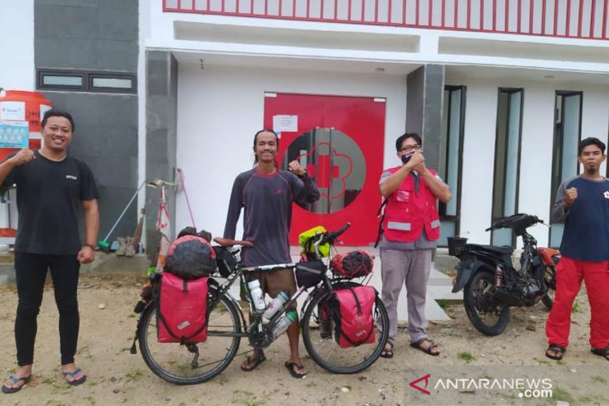 Jelajah nusantara gunakan sepeda, Mahir Abdullah diharap motivasi relawan PMI Babar