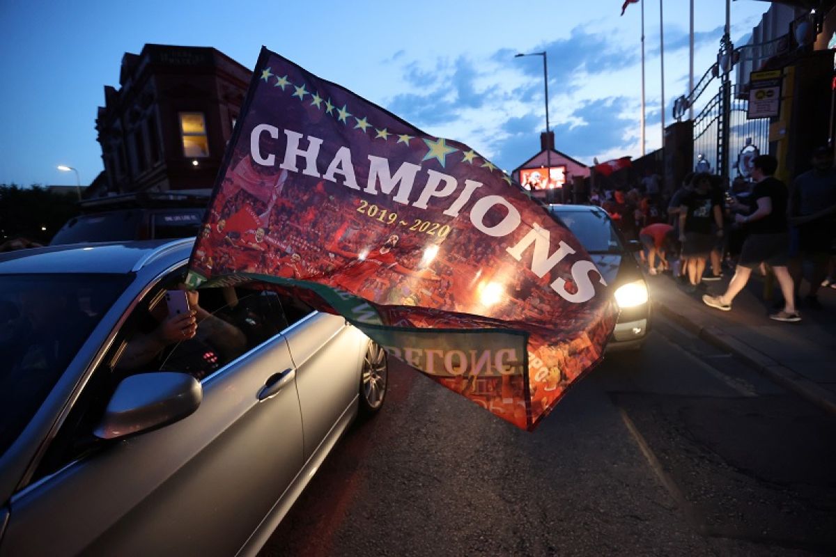 Jawara Liga Inggris, penantian tiga dasawarsa Liverpool