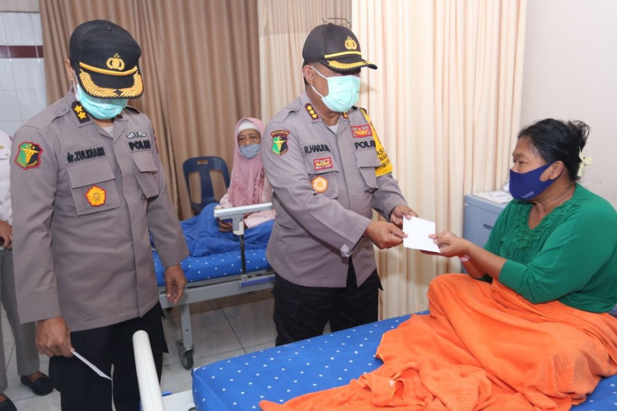 Delapan warga peroleh bantuan operasi tumor dari Polda Sumut