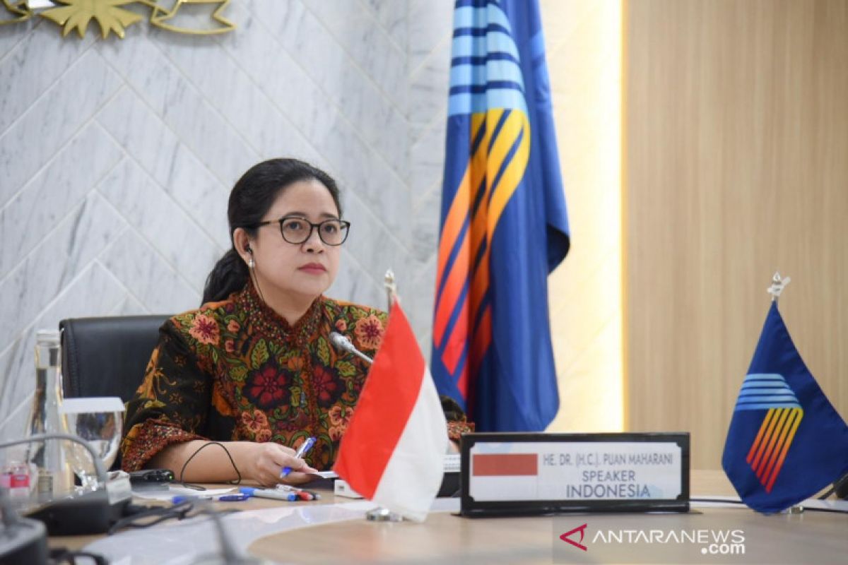 Puan serukan ASEAN tingkatkan sinergi hadapi COVID-19