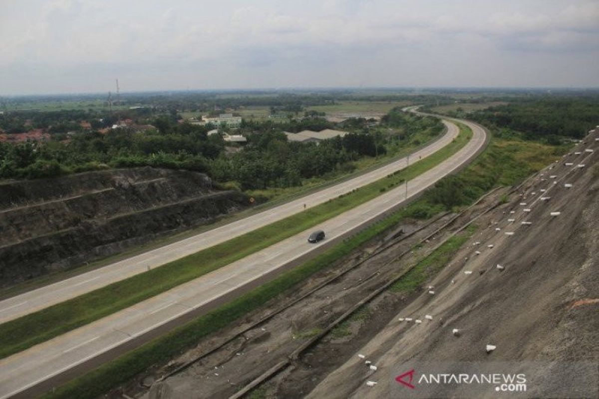 Proyek Tol Trans-Sumatera, Jokowi sebut banyak kendala aturan teknis dan prosedur