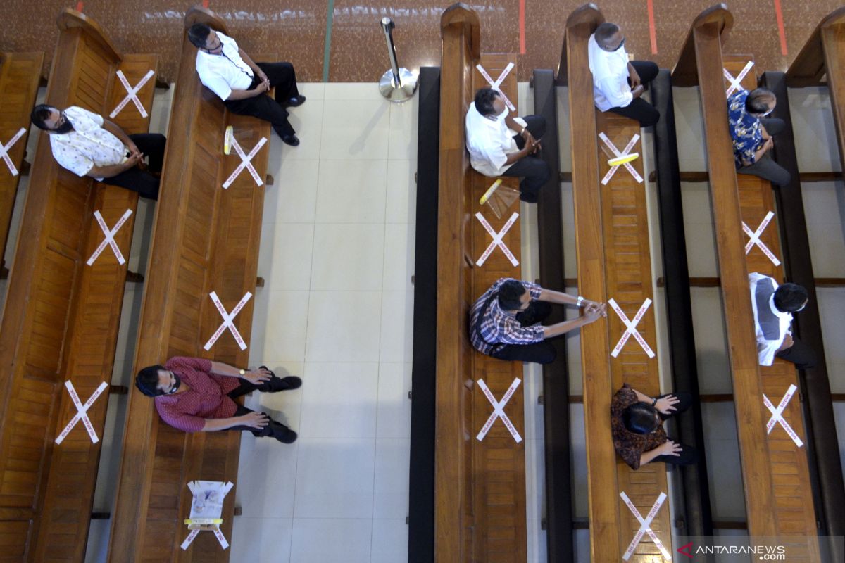 Gereja Katedral Denpasar batasi jemaat ibadah Natal