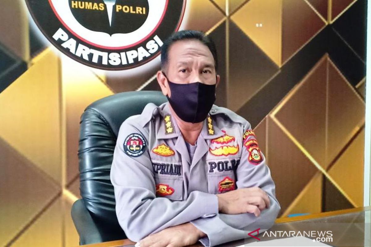 Polda Sumsel buka layanan 'drive thru rapid test'