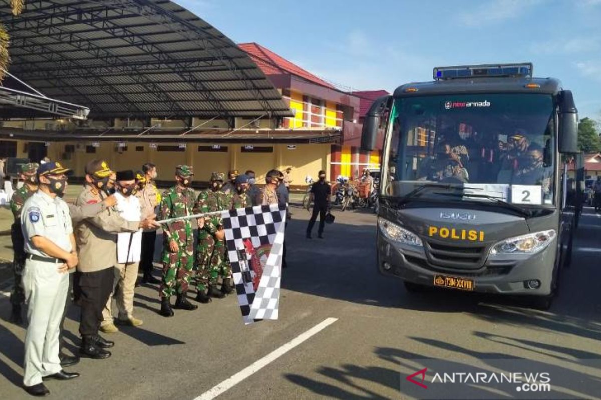 Peringati Hari Bhayangkara, Polda Babel salurkan 10.000 paket sembako