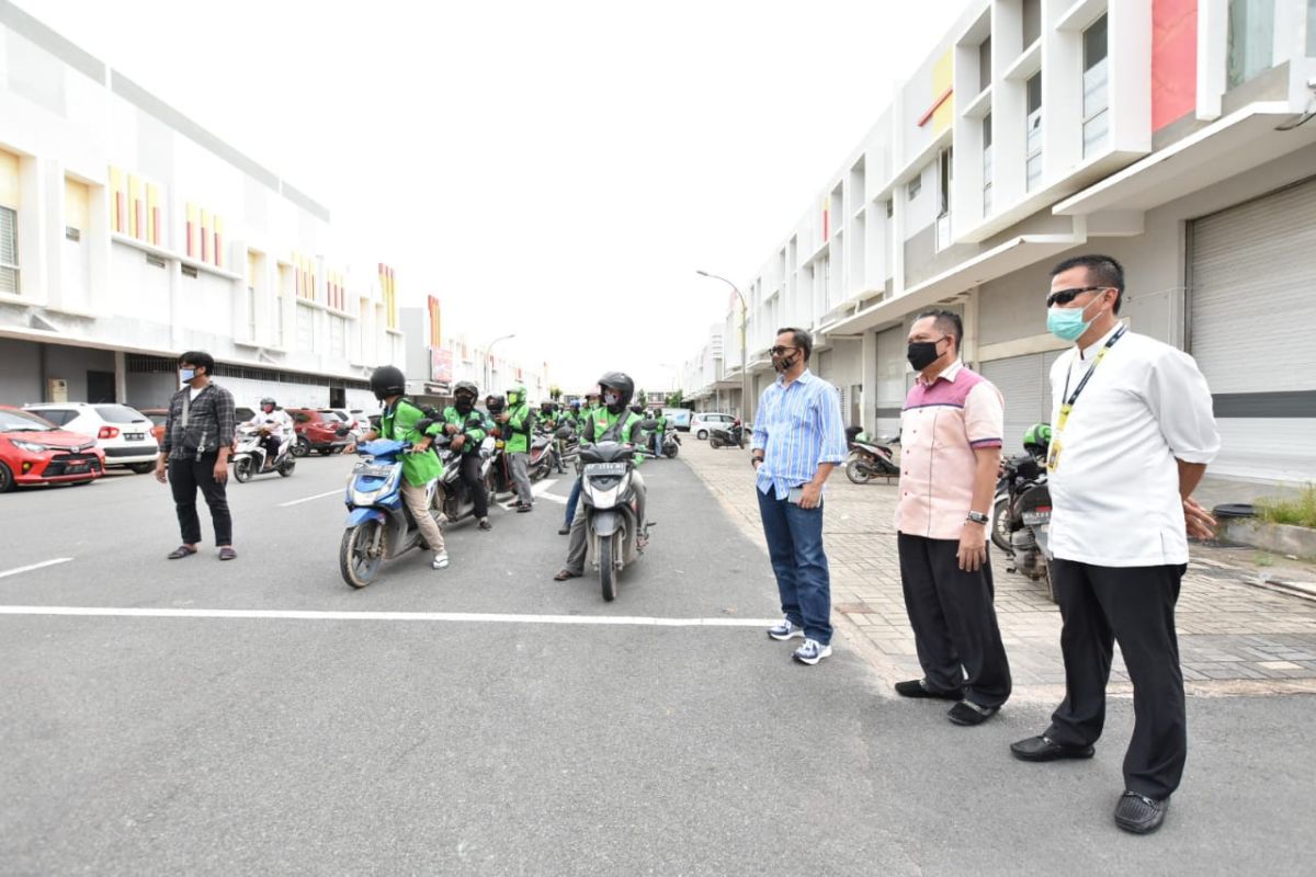 500.000 masker  daribTemasek Singapura telah didistribusikan untuk masyarakat Batam