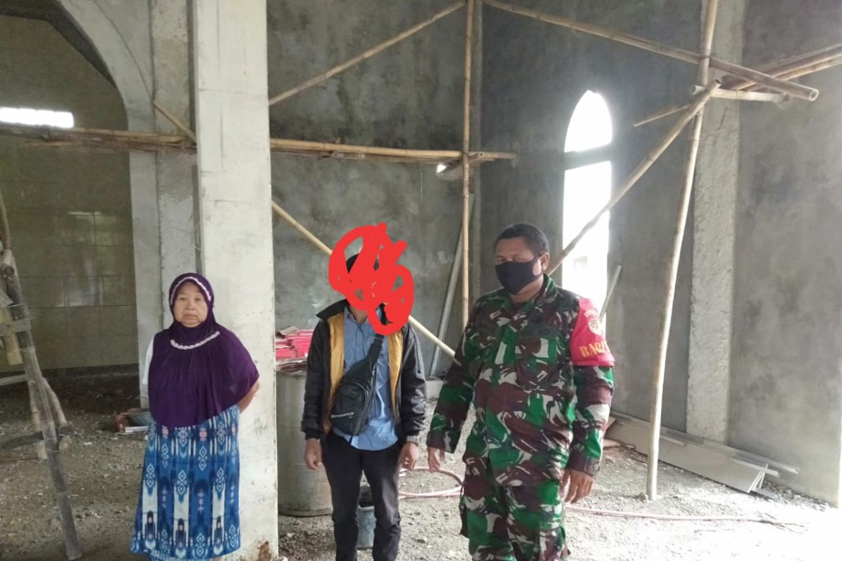 Patut dicontoh, Babansa Cikande Serda Andin Rahmat lunasi hutang seorang nenek kepada rentenir