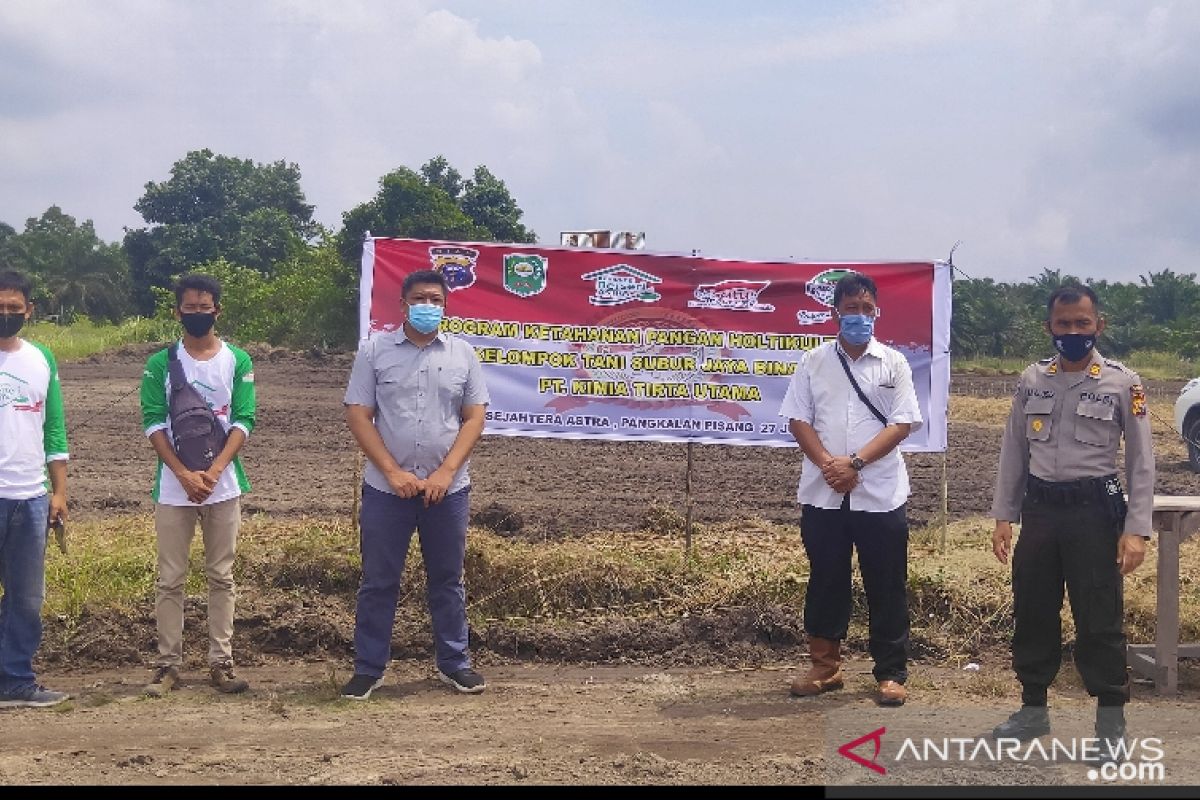 Dukung ketahanan pangan, PT KTU fasilitasi masyarakat bercocok tanam