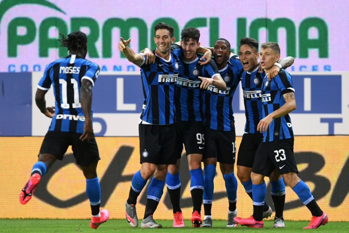 Inter Milan meraih kemenangan setelah berbalik unggul atas Parma 2-1