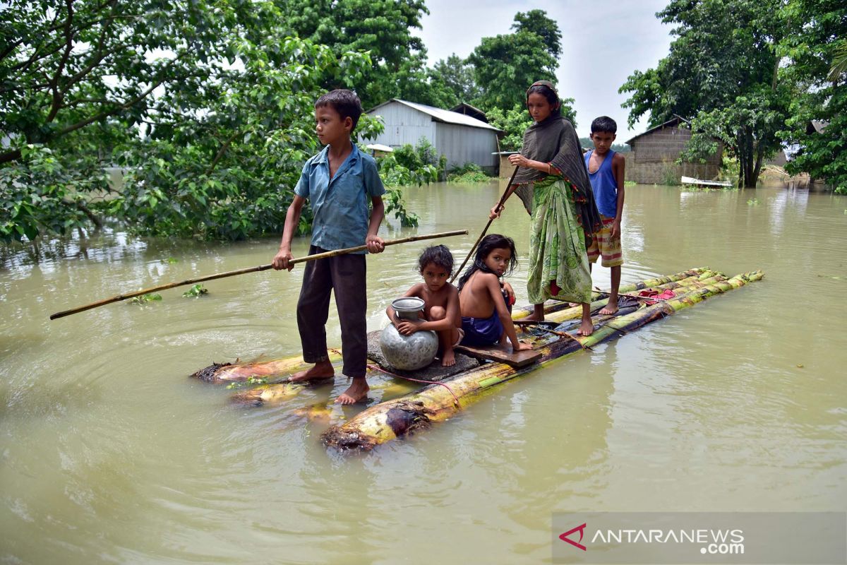 Banjir di India dan Nepal telan 189 korban jiwa