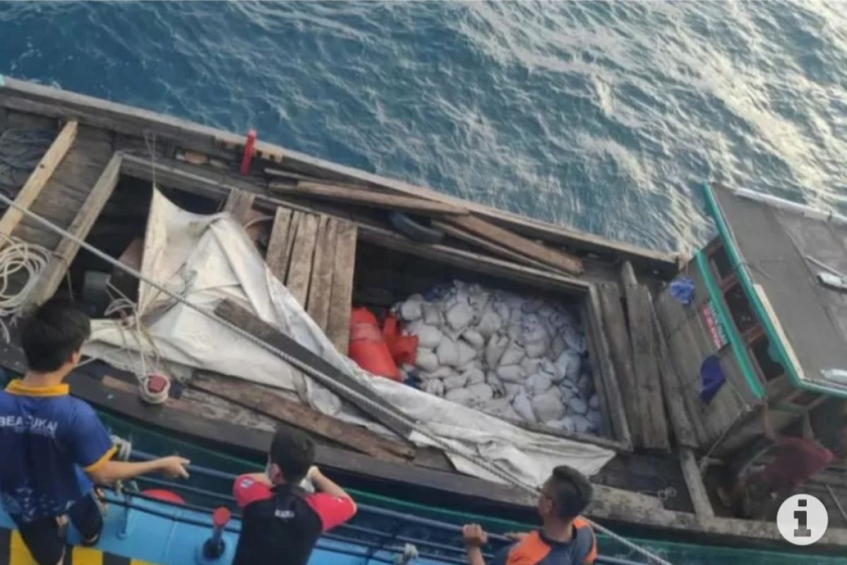 Bea Cukai Kepri gagalkan penyelundupan 10 ton pasir timah