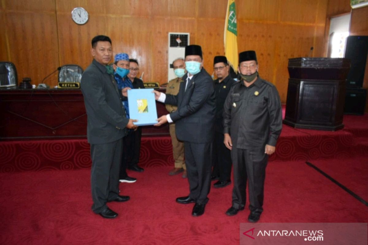 Wali Kota Padangsidimpuan sampaikan LKPJ Tahun Anggaran 2019