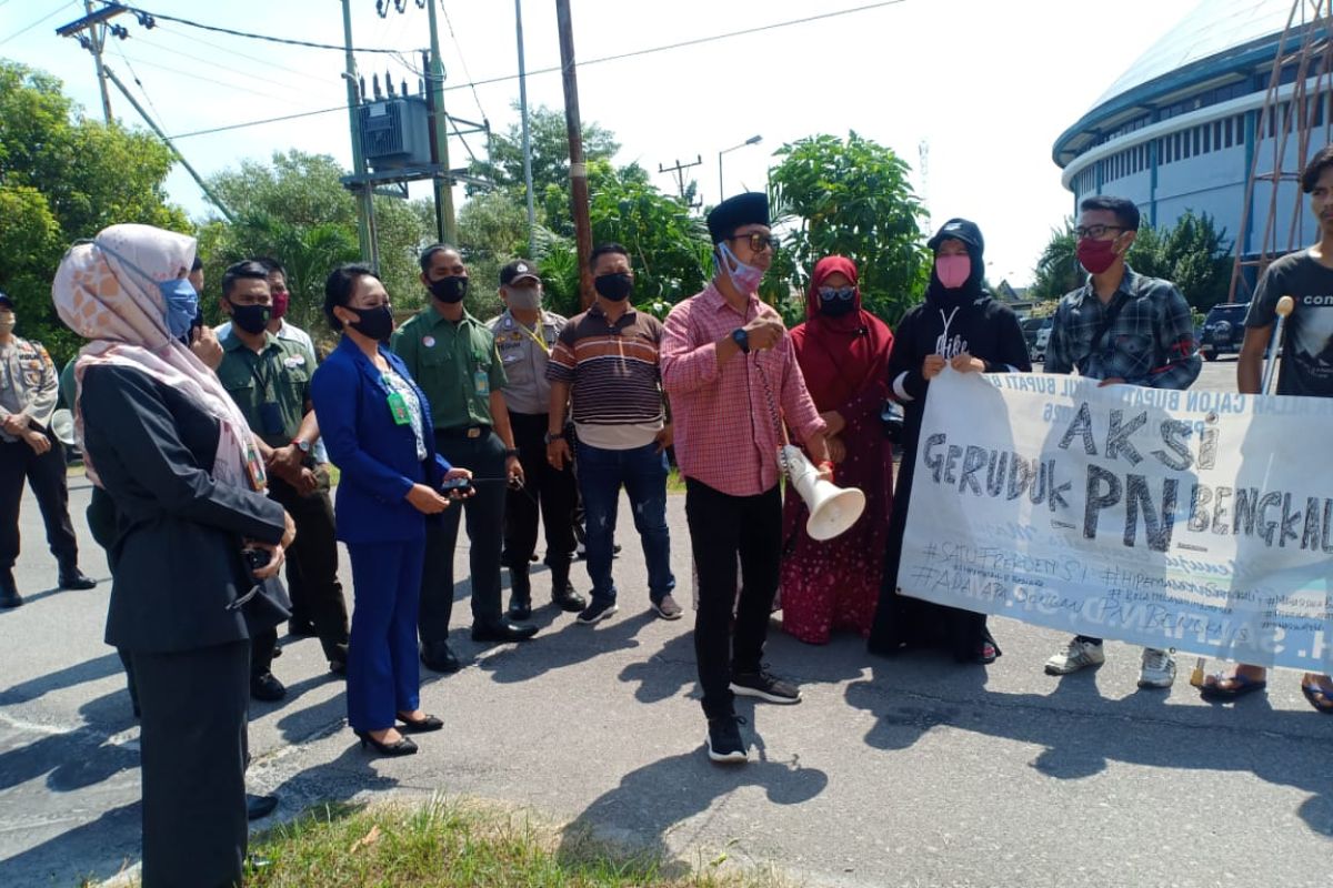 Vonis bebas tiga nelayan asing,  Hepematan geruduk PN Bengkalis