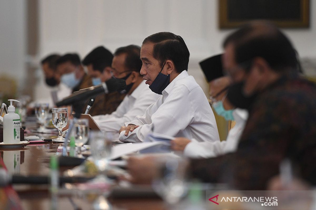 Presiden Jokowi minta kepala daerah percepat pengucuran dana kesehatan dan bansos