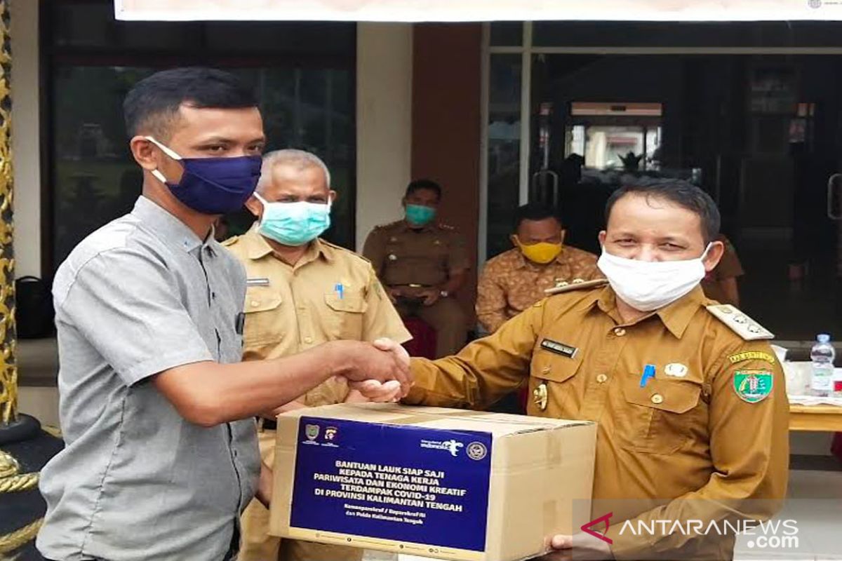 Pelaku wisata di Bartim terima bantuan dari Kemenpar RI