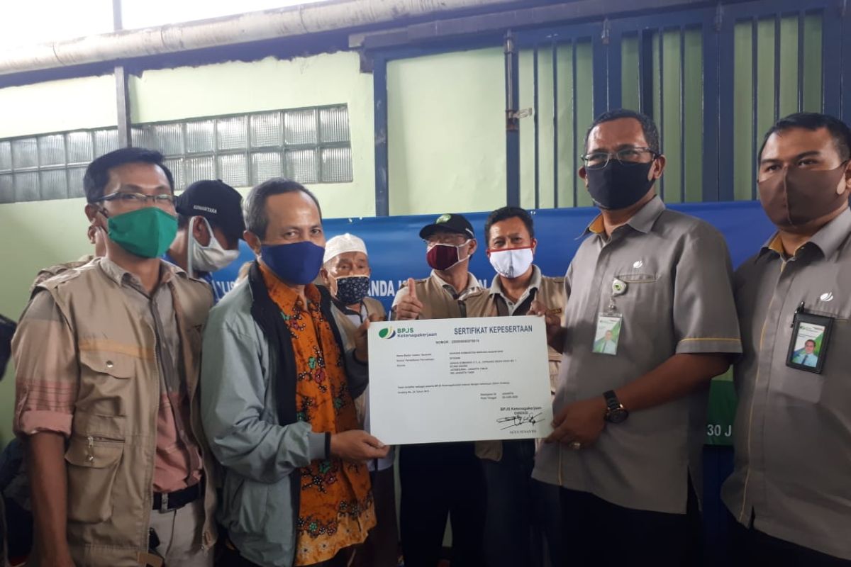 BPJAMSOSTEK Cimone menggandeng Komunitas Warteg Nusantara jadi peserta