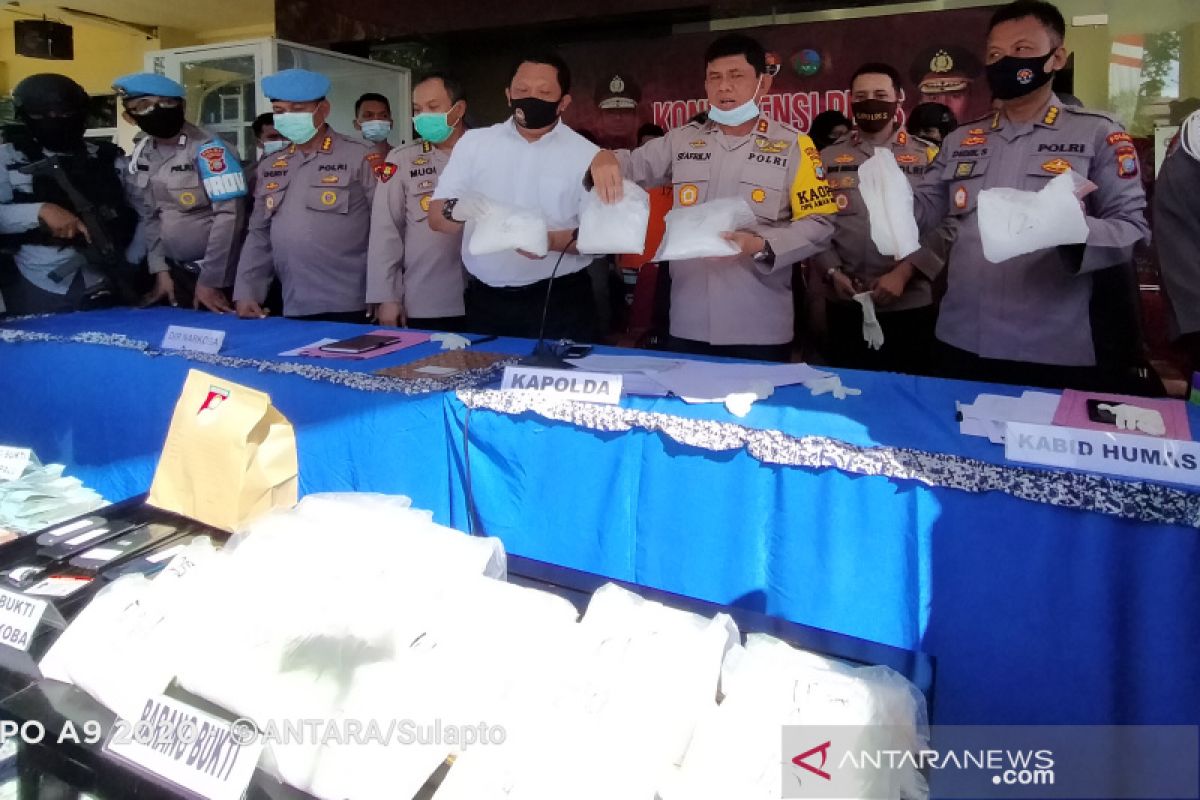 Central Sulawesi: Two held for drug trafficking facing death penalty