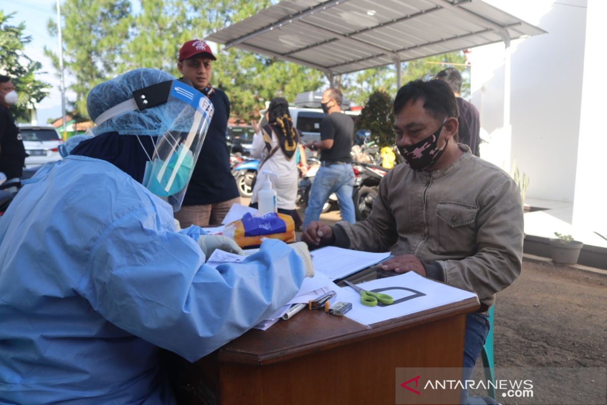 Pasien COVID-19 yang masih dirawat di Sukabumi tinggal dua