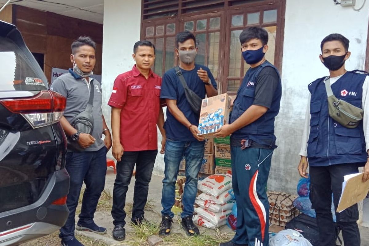 Peduli Rohingya, kelompok pemuda di Aceh Utara berikan bantuan