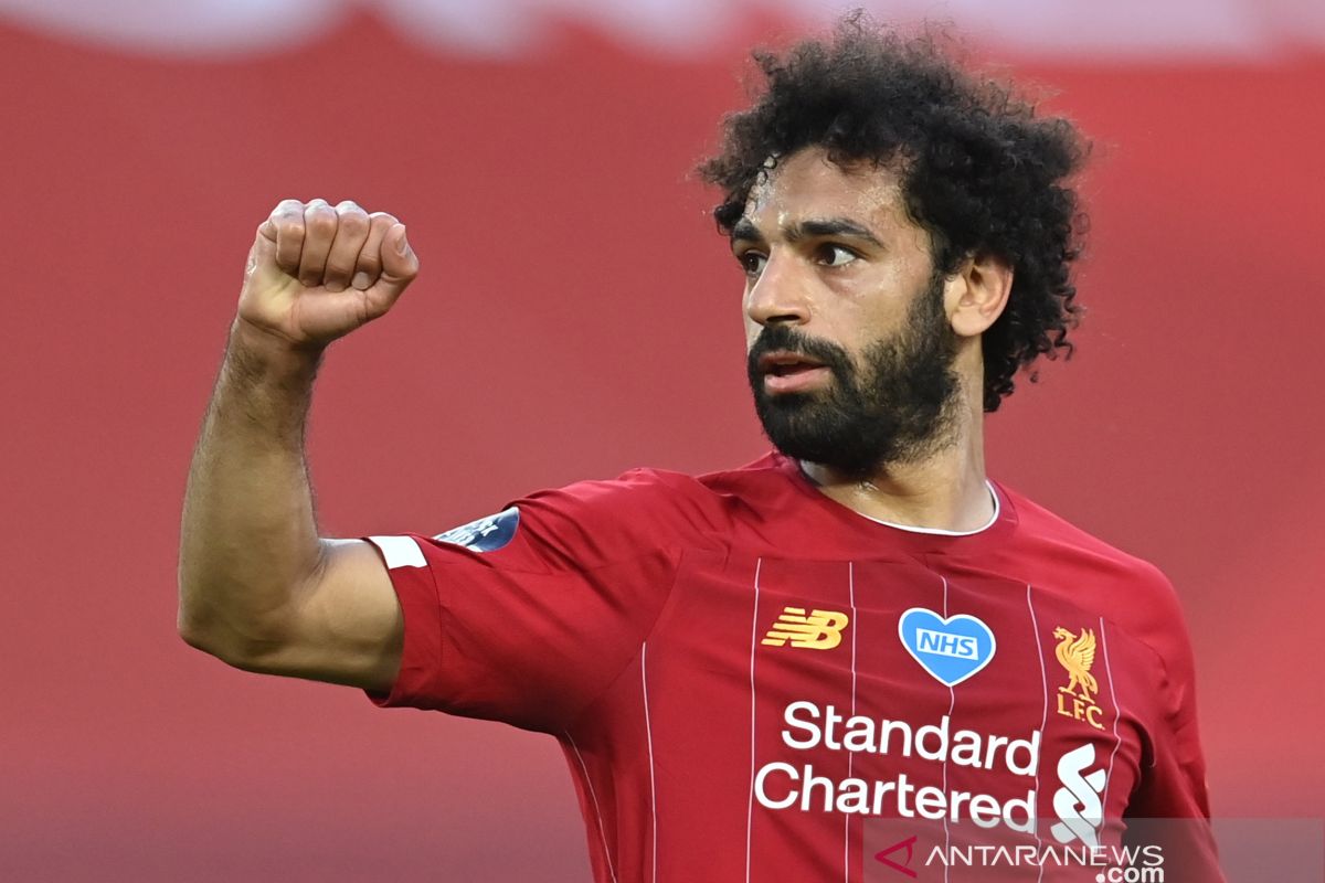 Striker Liverpool Mohamed Salah terinfeksi COVID-19