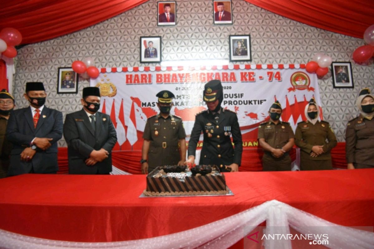 Wali Kota Padangsidimpuan harap HUT Bhayangkara menjadikan Polri semakin profesional