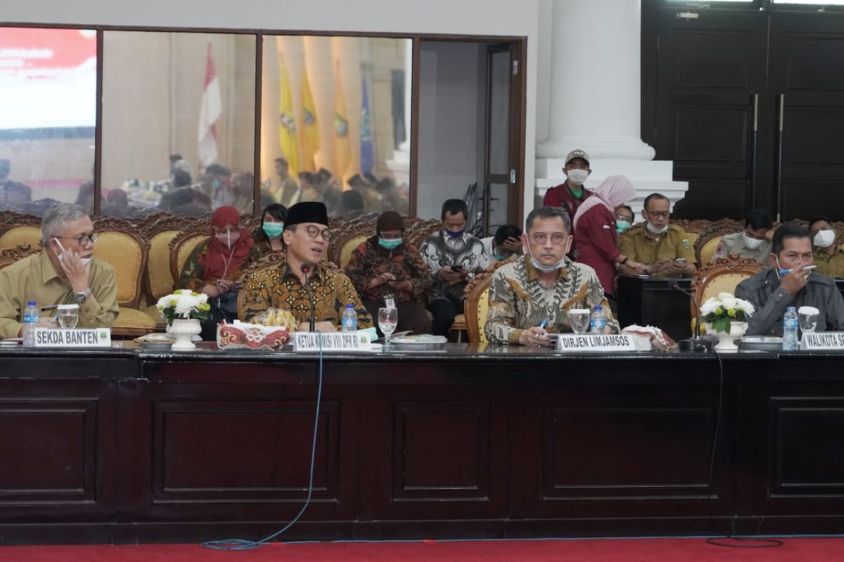 Komisi VIII DPR  dan Kemensos tegaskan bansos harus tepat sasaran