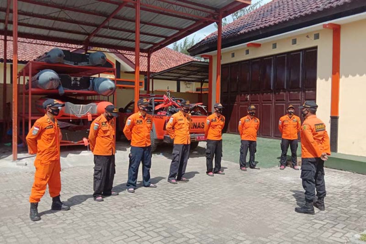 Wisatawan hilang akibat terseret ombak di Pantai Jetis