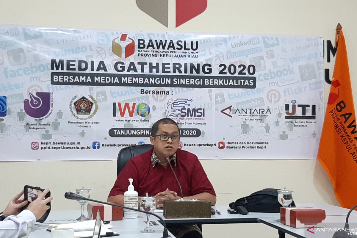 Bawaslu Kepri gandeng Cyber Crime Polri patroli media sosial